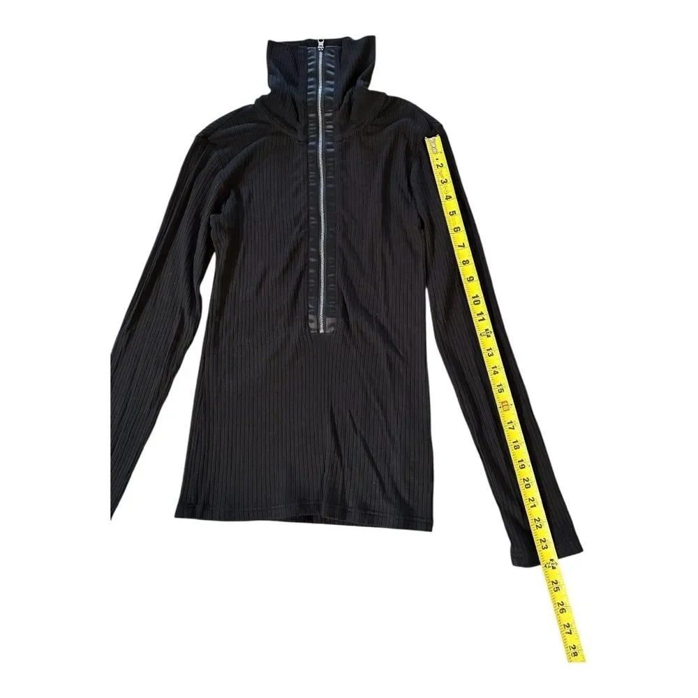 Varley Luella Fitted Half-Zip Pullover Size Small / Black Ribbed